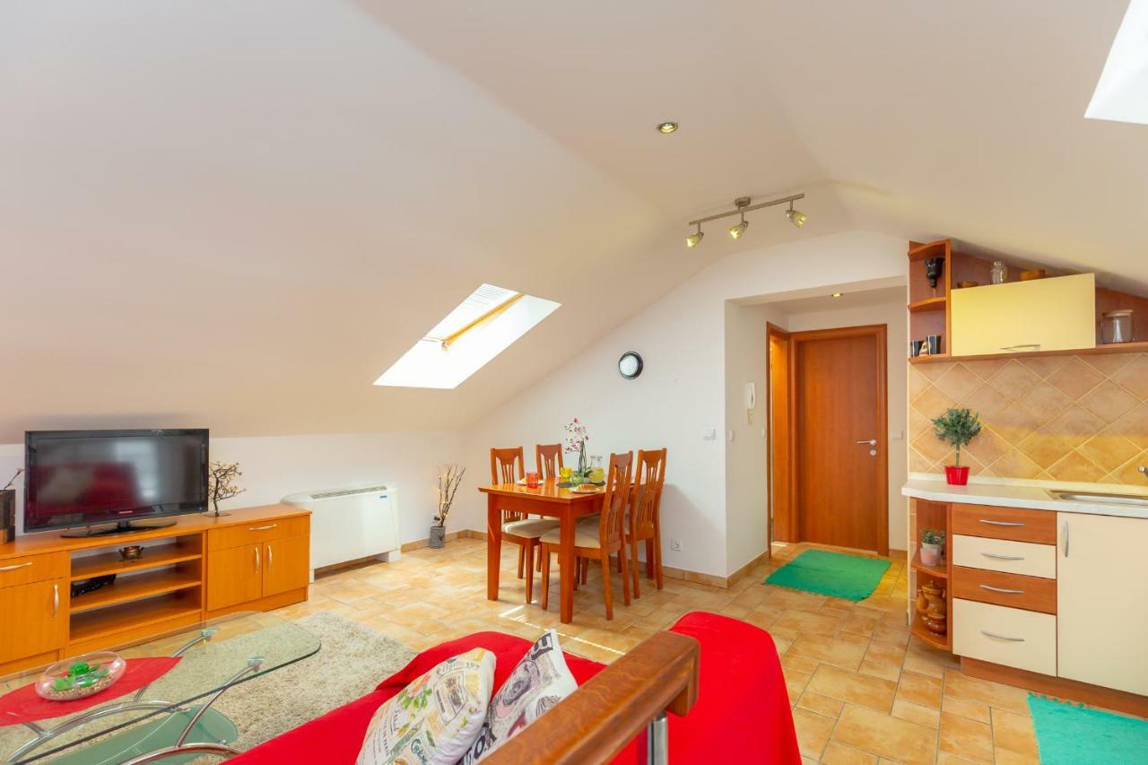 Apartments Mondo Mokošica Eksteriør billede